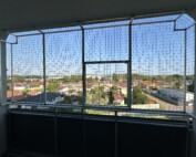 Bezpečný balkón pre mačky – nový projekt zo zváranej sieťoviny 2