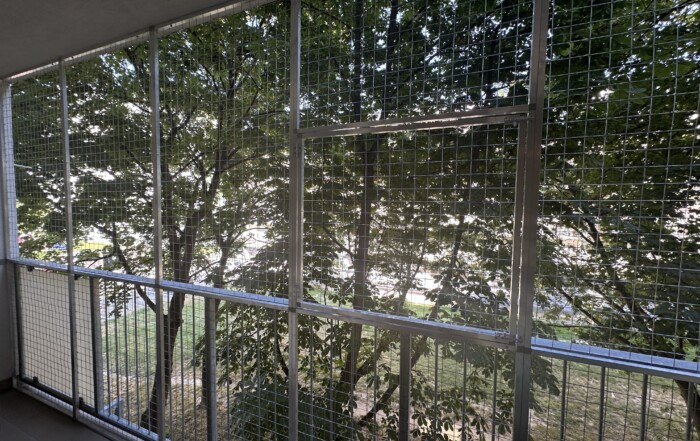 6-metrový bezpečný balkón pre mačky – sloboda aj bezpečie v jednom 1