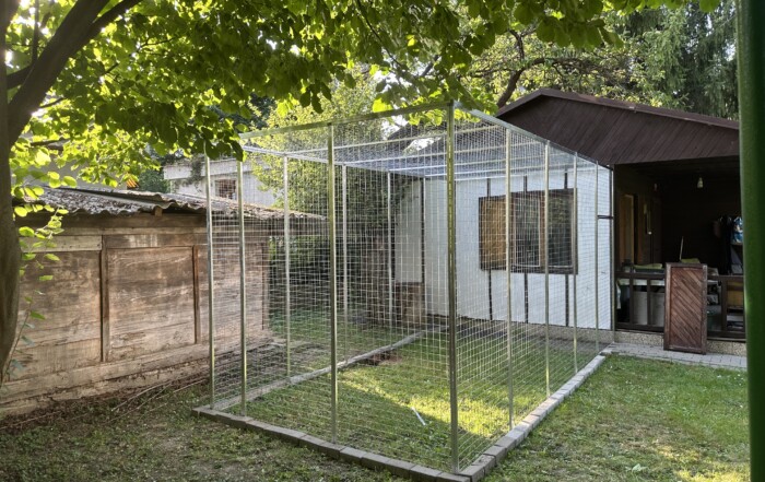 Veľká záhradná voliéra pre mačky – 5 m dĺžka, 2,5 m výška a 2,5 m hĺbka 4