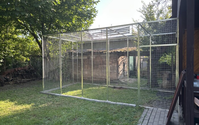 Veľká záhradná voliéra pre mačky – 5 m dĺžka, 2,5 m výška a 2,5 m hĺbka 1